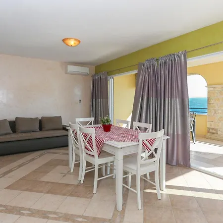 Villa Hacienda Grof Jesenice (Split-Dalmatia)
