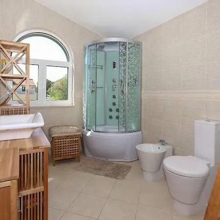 Hacienda Grof Villa Jesenice (Split-Dalmatia)